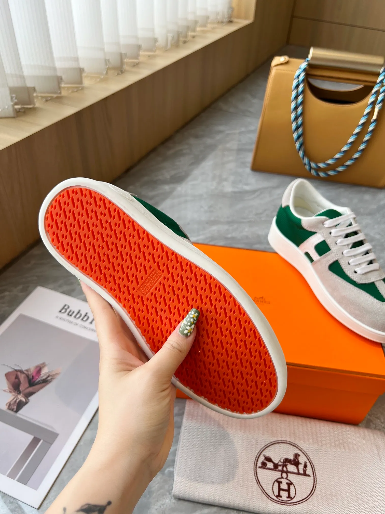 👟👟Ex-factory price 480👟👟 French direct mail HERMES/Hermès flat fashion sports and casual shoes Korean style lace-up mesh lightweight! ! Breathable and comfortable, standard size 35/40 (41 can be customized and will not be returned)